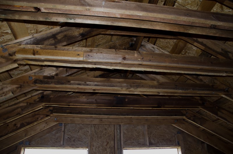 Удаление сажи с потолка и деревянных перекрытий 
